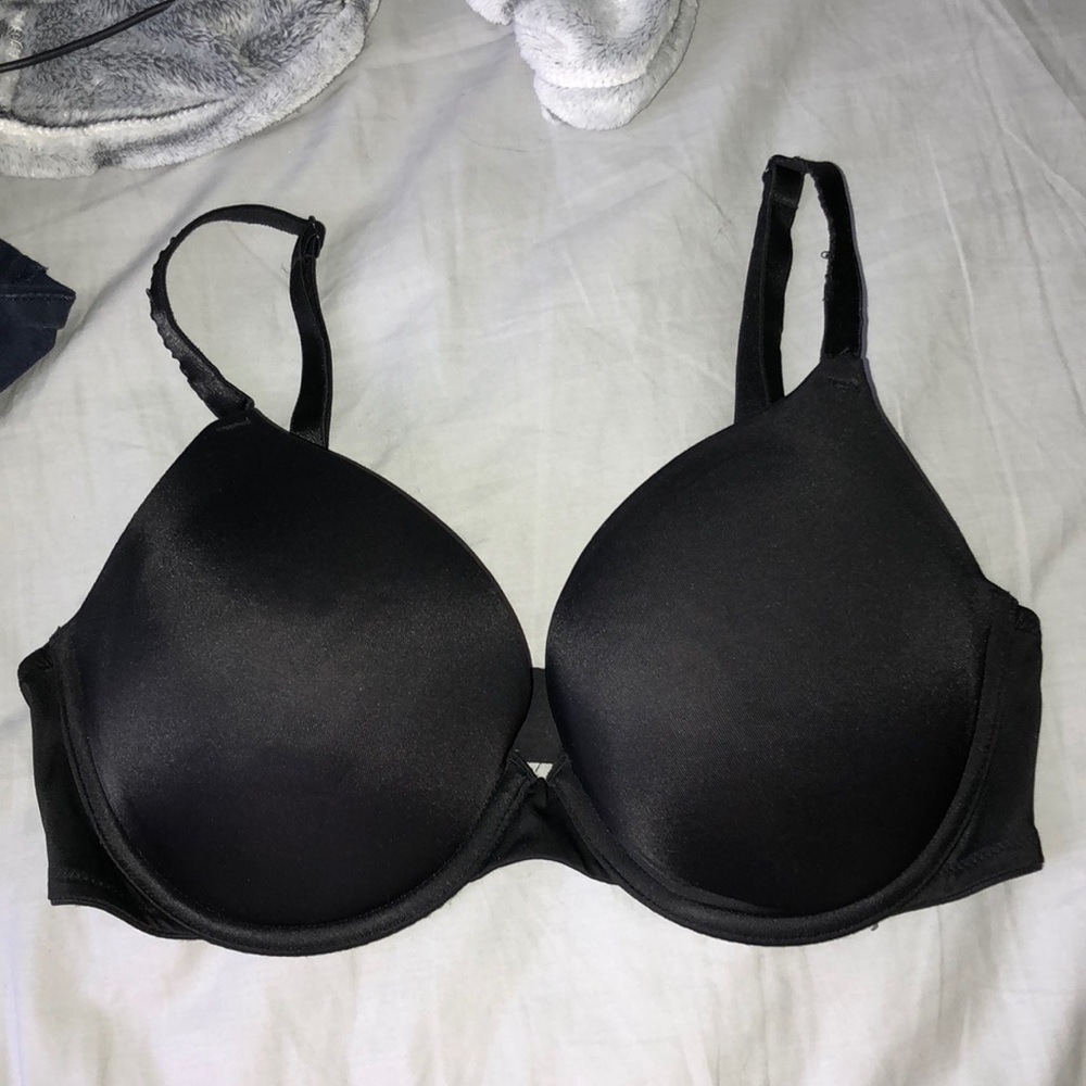 VS PINK Black where everywhere push-up Bra